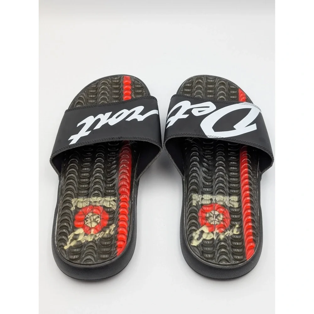 Detroit Pistons ISlides NBA Moto Slides Black Red Men's Size 10 787376-01